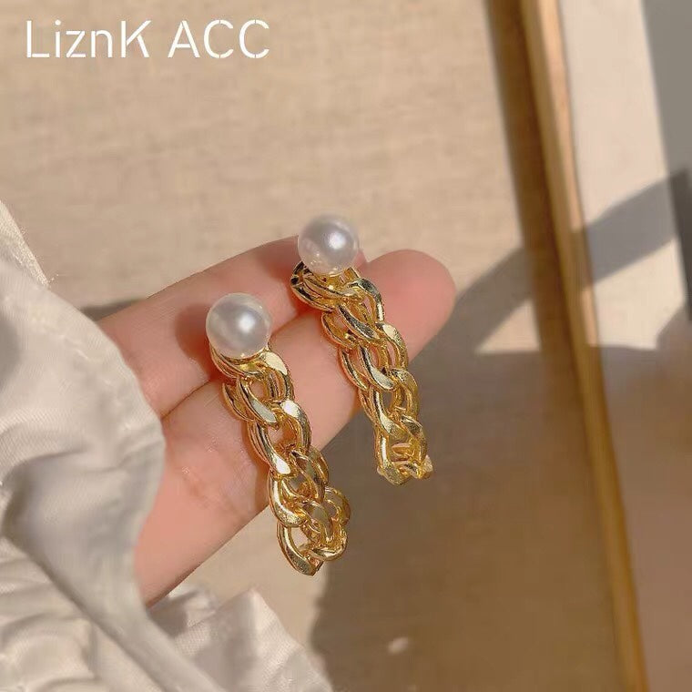 Pearl Earrings