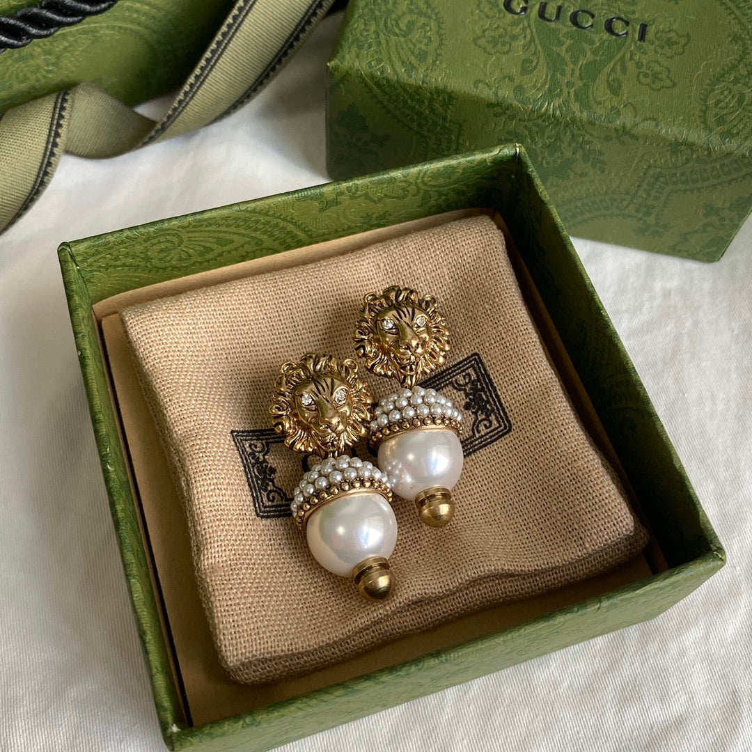 Pearl earrings