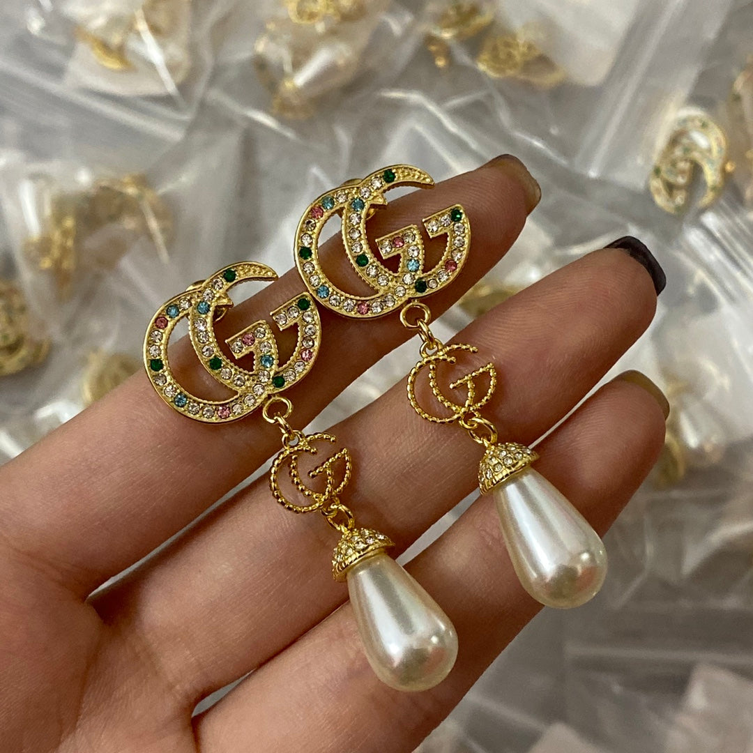 Pearl gloden earrings