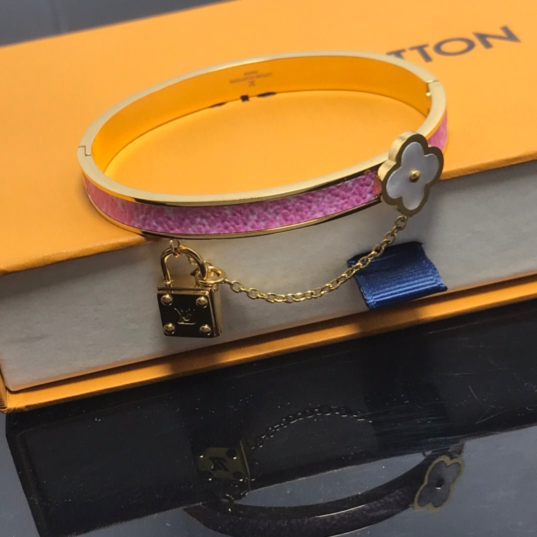 Pink Gloden bracelets