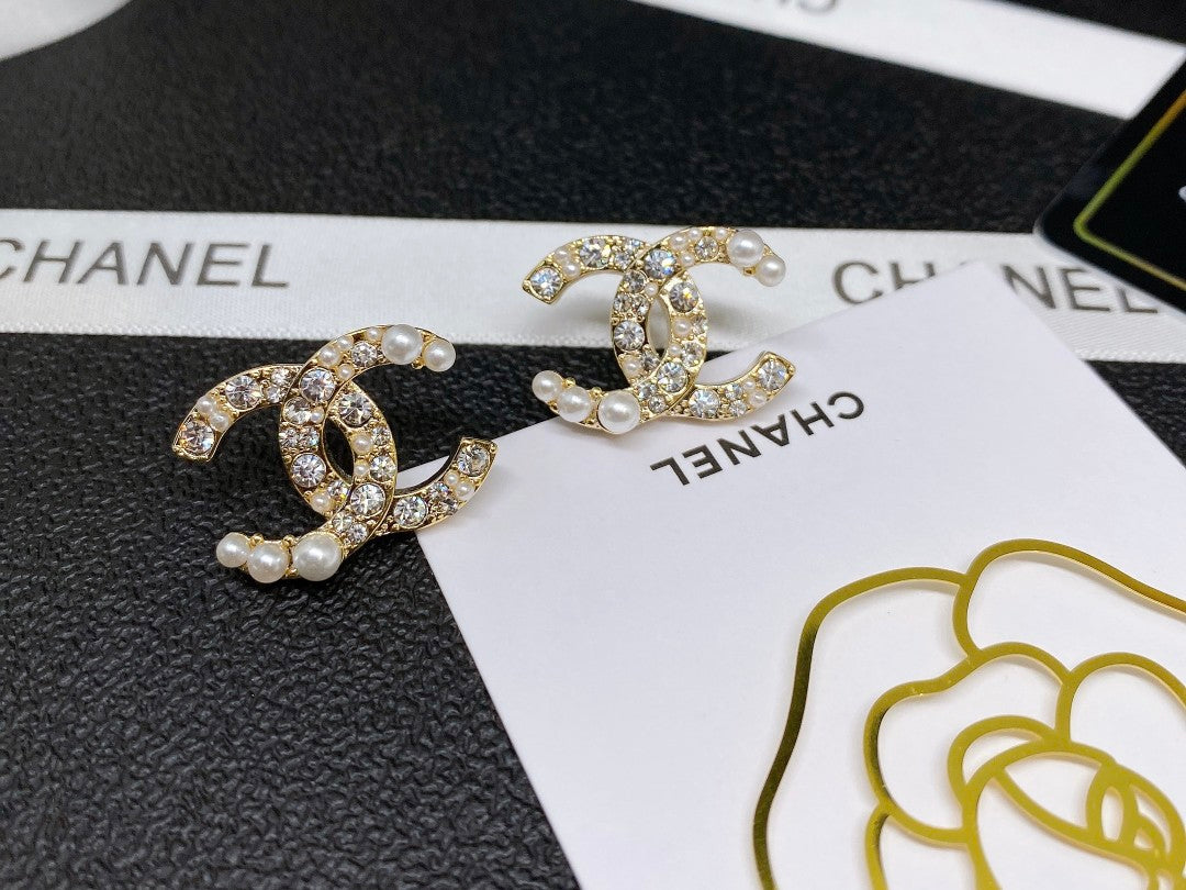 Crystal Pearl Earrings