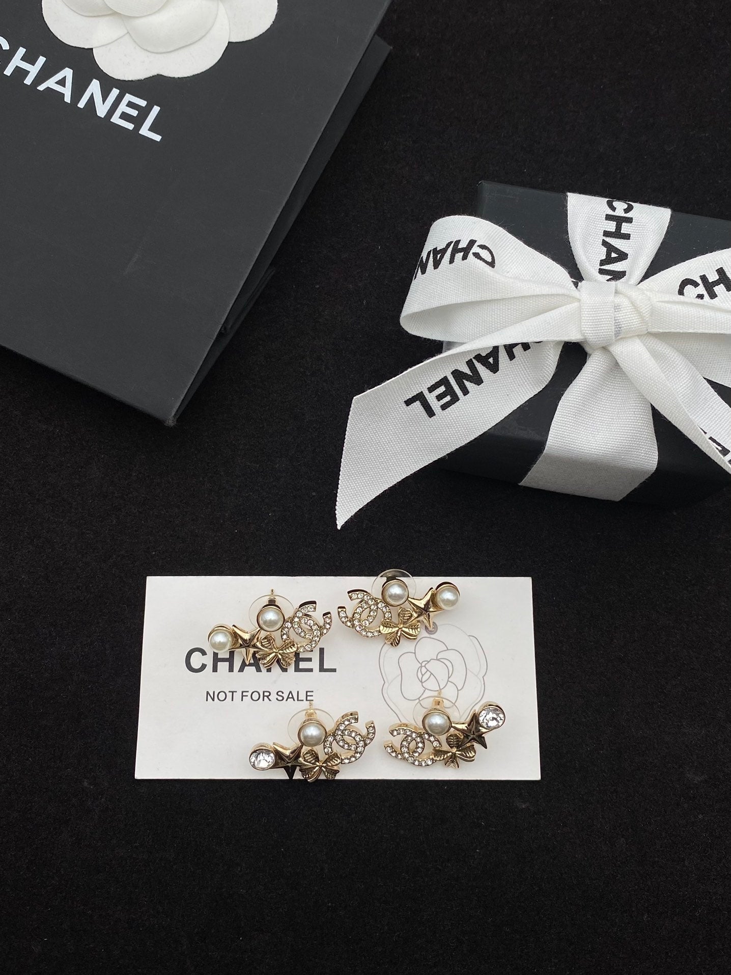 pearl crystal earrings