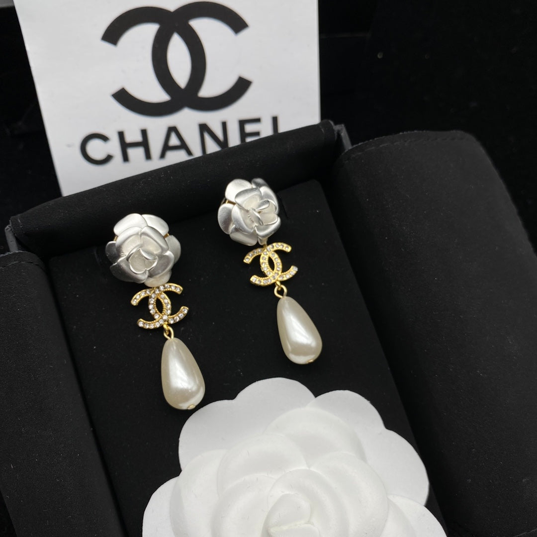 pearl flower earrings