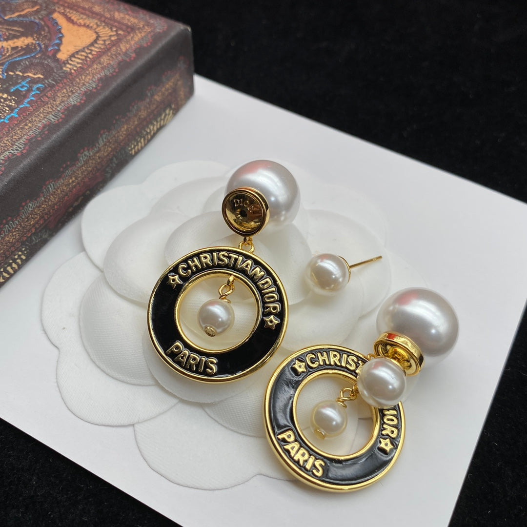 pearl delicate earrings