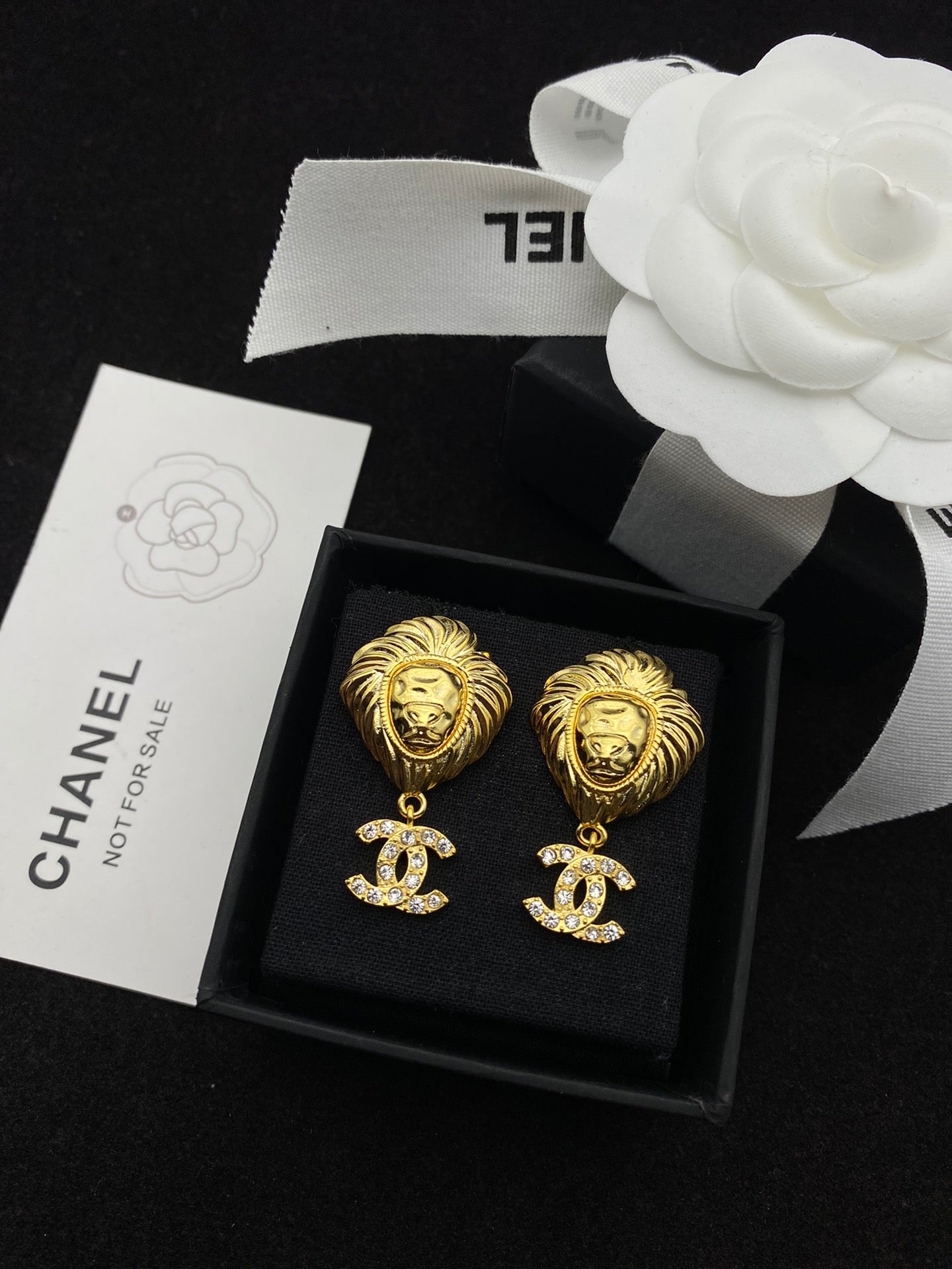 New Fashion earrings