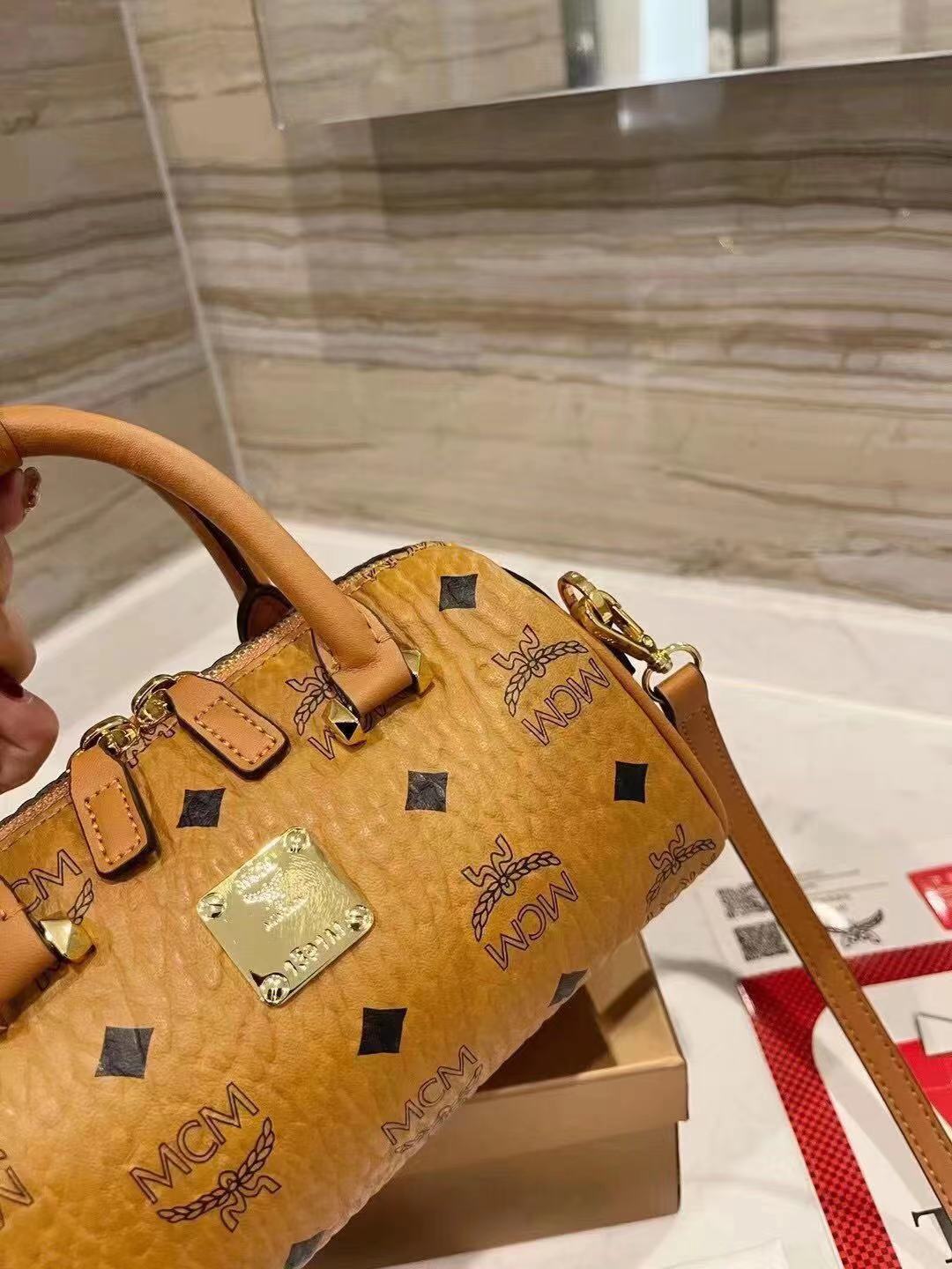 2022 MCM Hand Bags -- 43