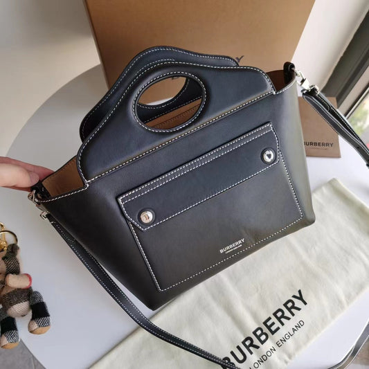 2022 Burberry Handbag - 63