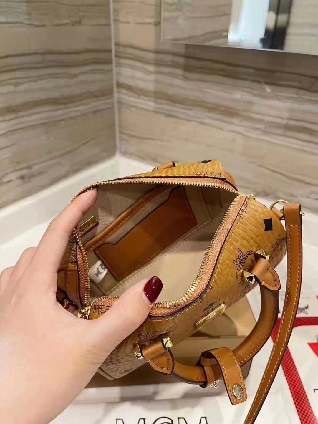2022 MCM Hand Bags -- 43