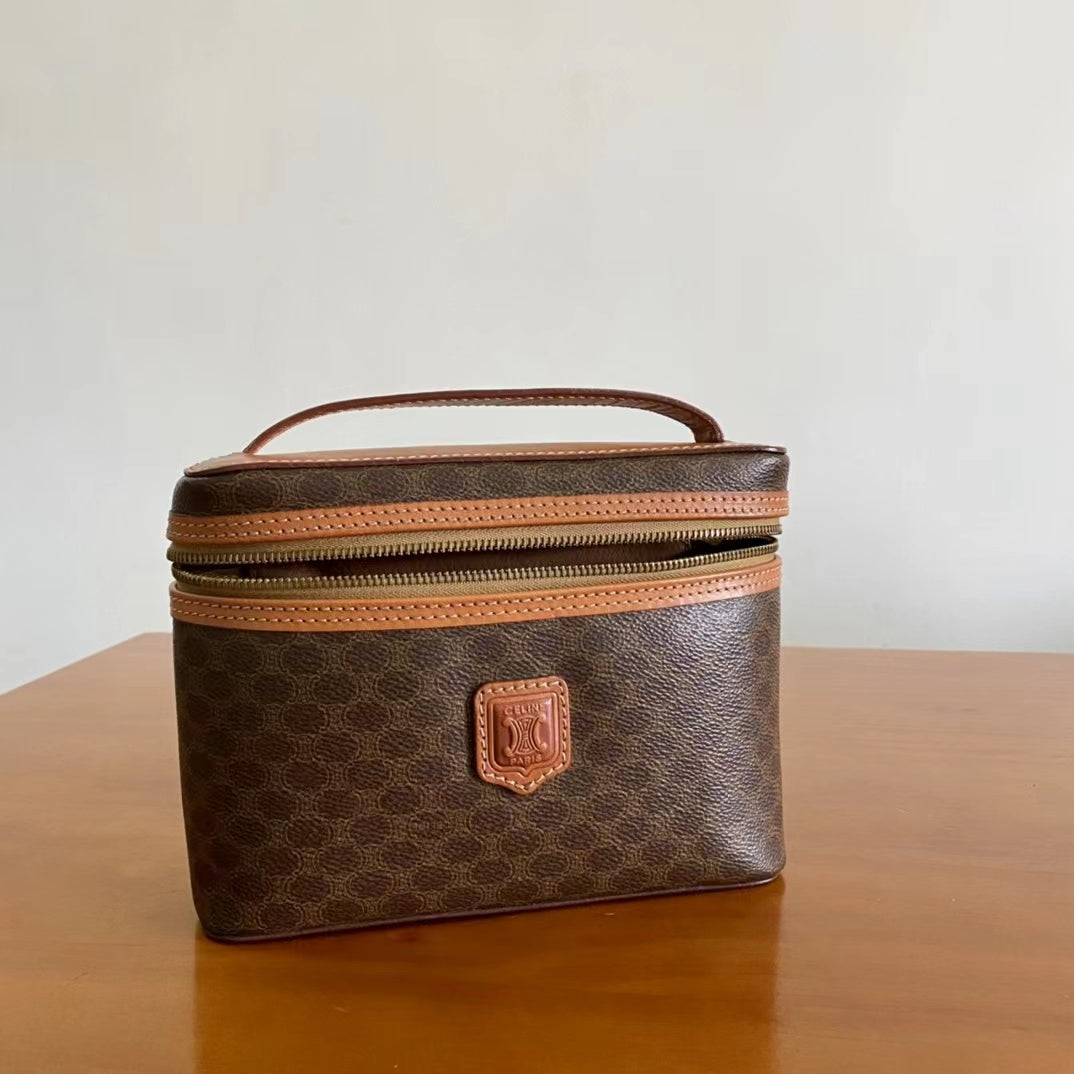 2022 Celine Handbags -- 39