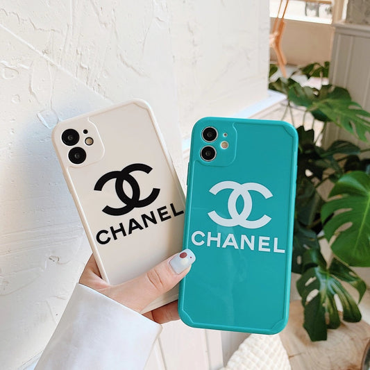 Simple silicone phone case