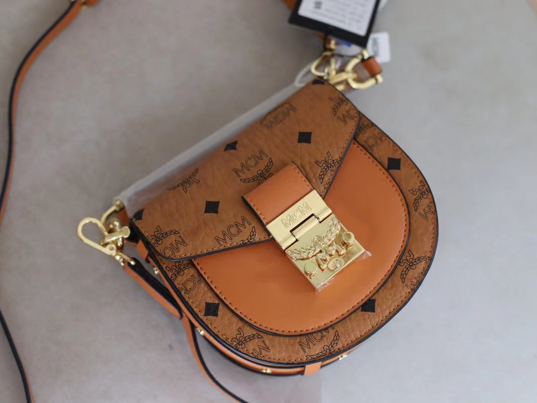 2022 MCM Hand Bags -- 46