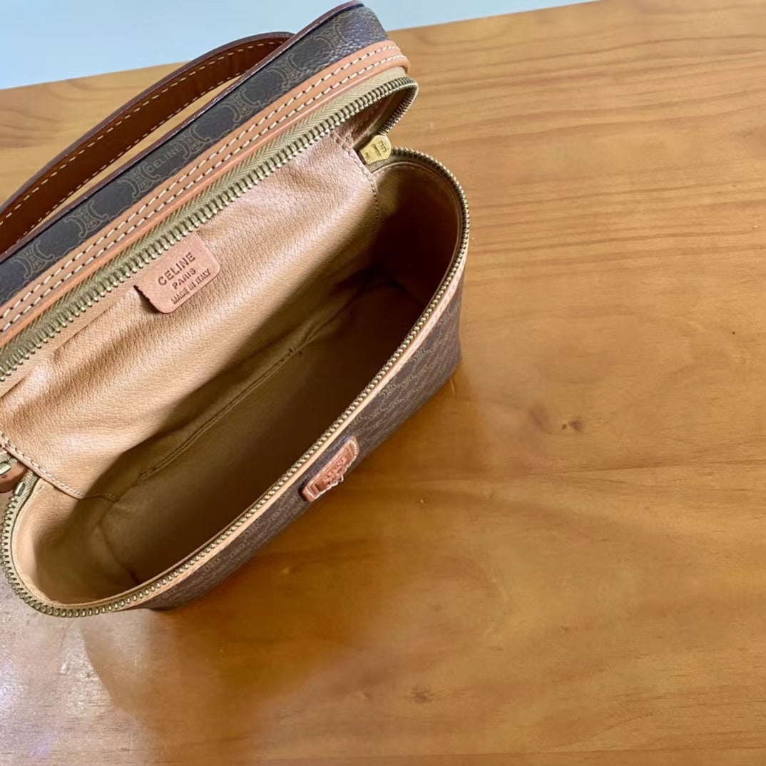 2022 Celine Handbags -- 39