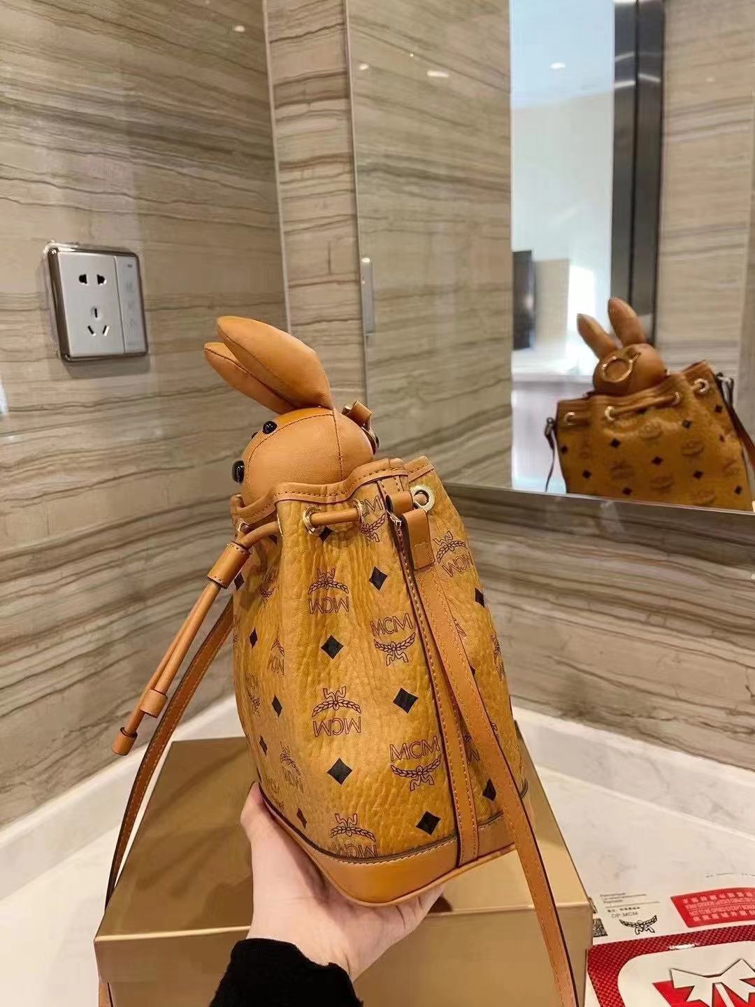 2022 MCM Hand Bags -- 47