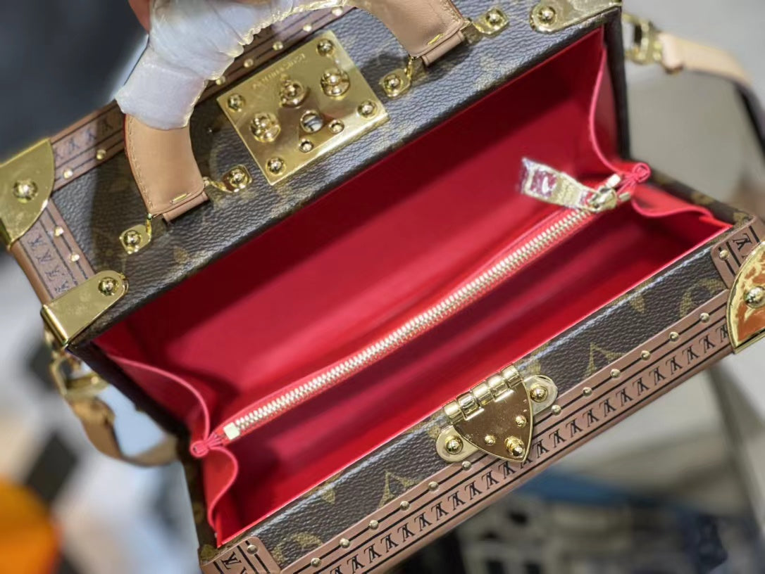 2022 LV handbag hard case--3