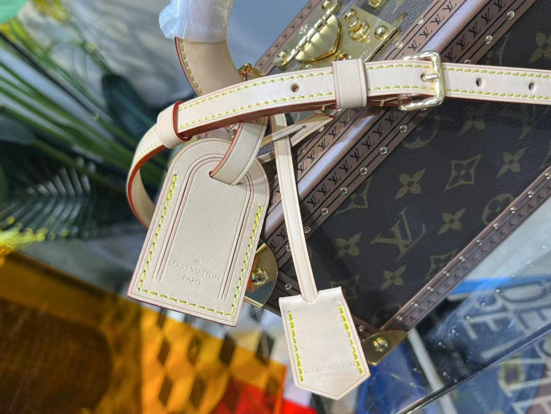 2022 LV handbag hard case--3