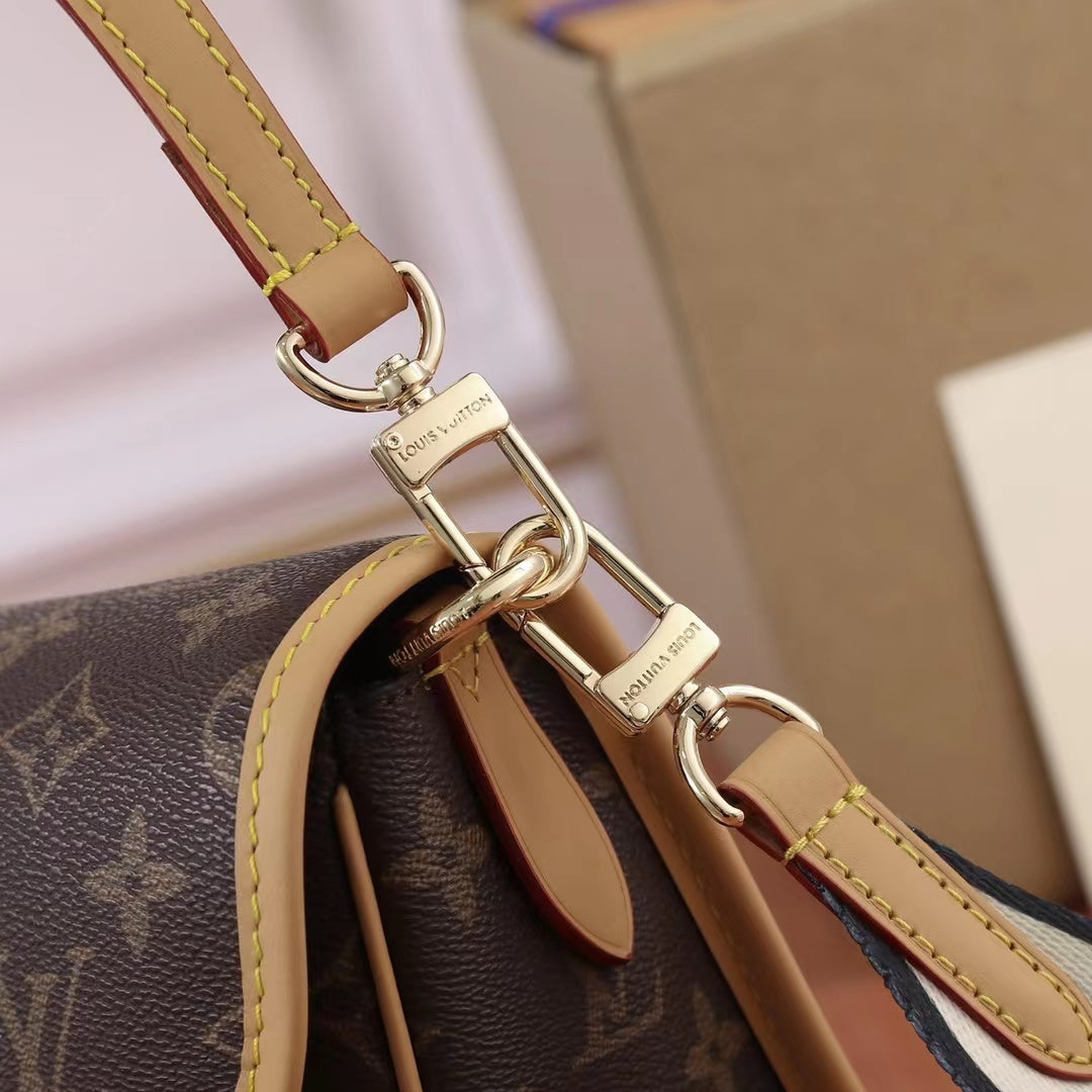 2022 New LV Tote Bags--4