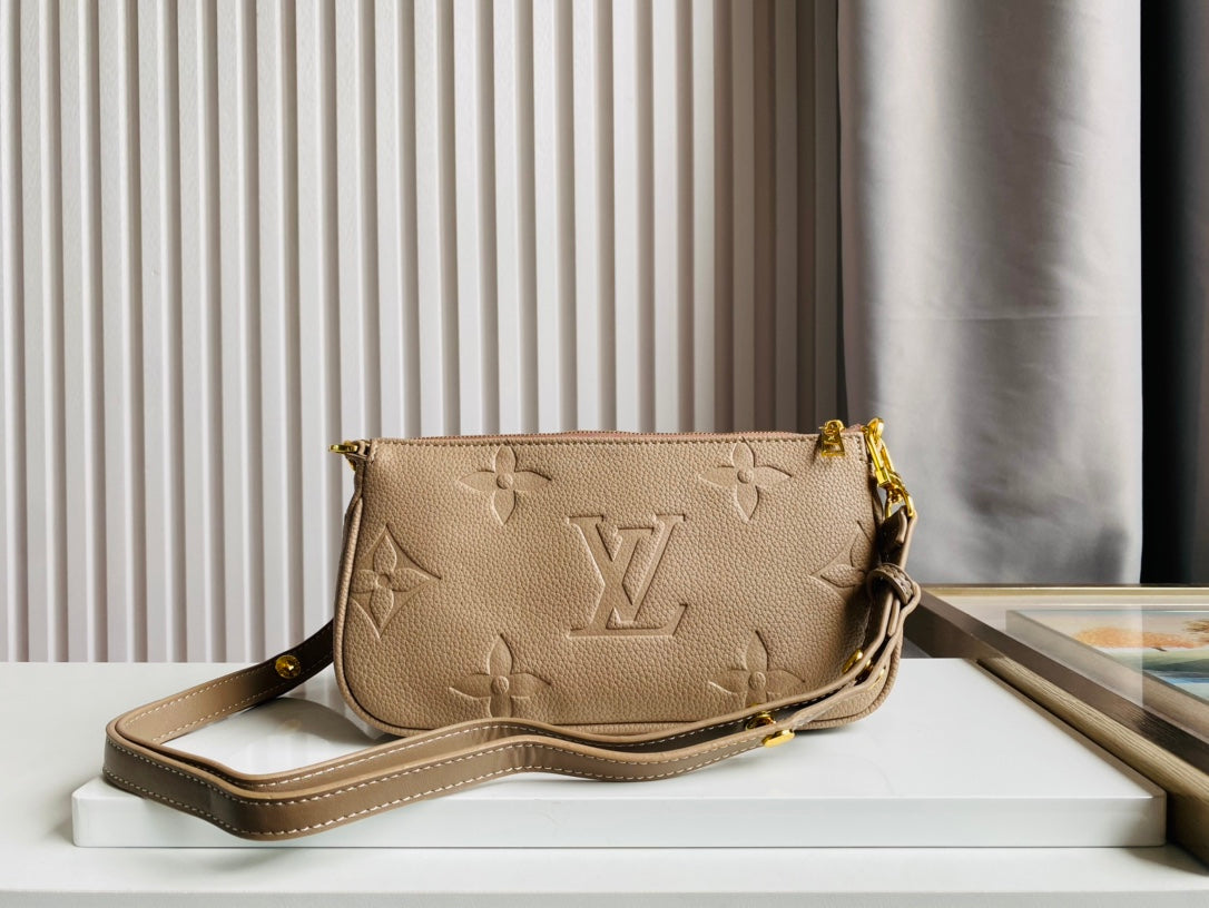 L v accessory pochette