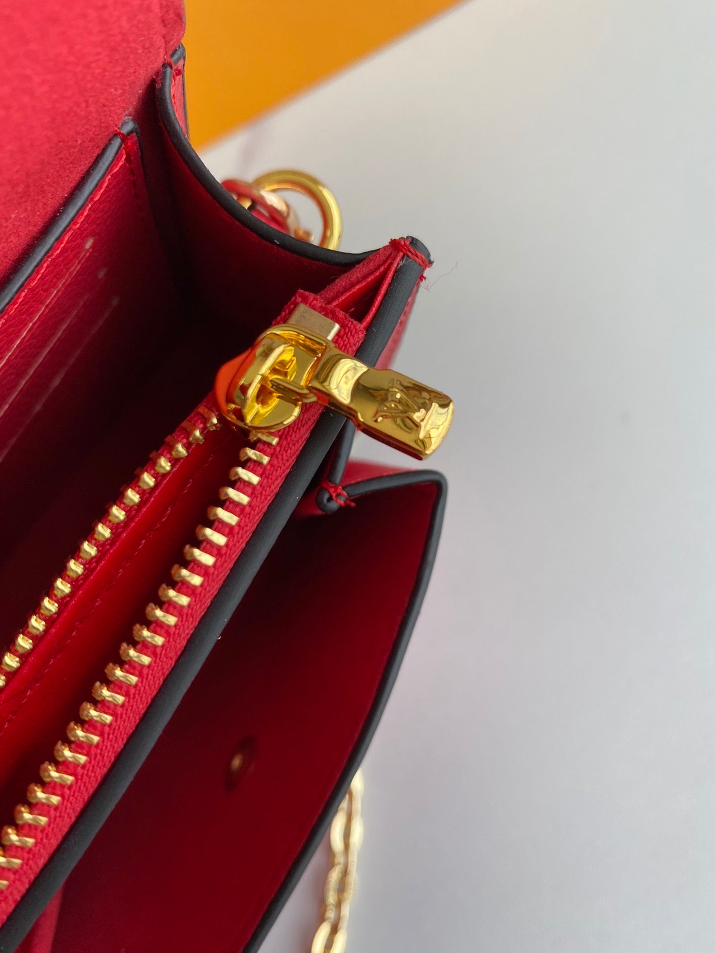 Lv 13*10.5*4cm 3 colors