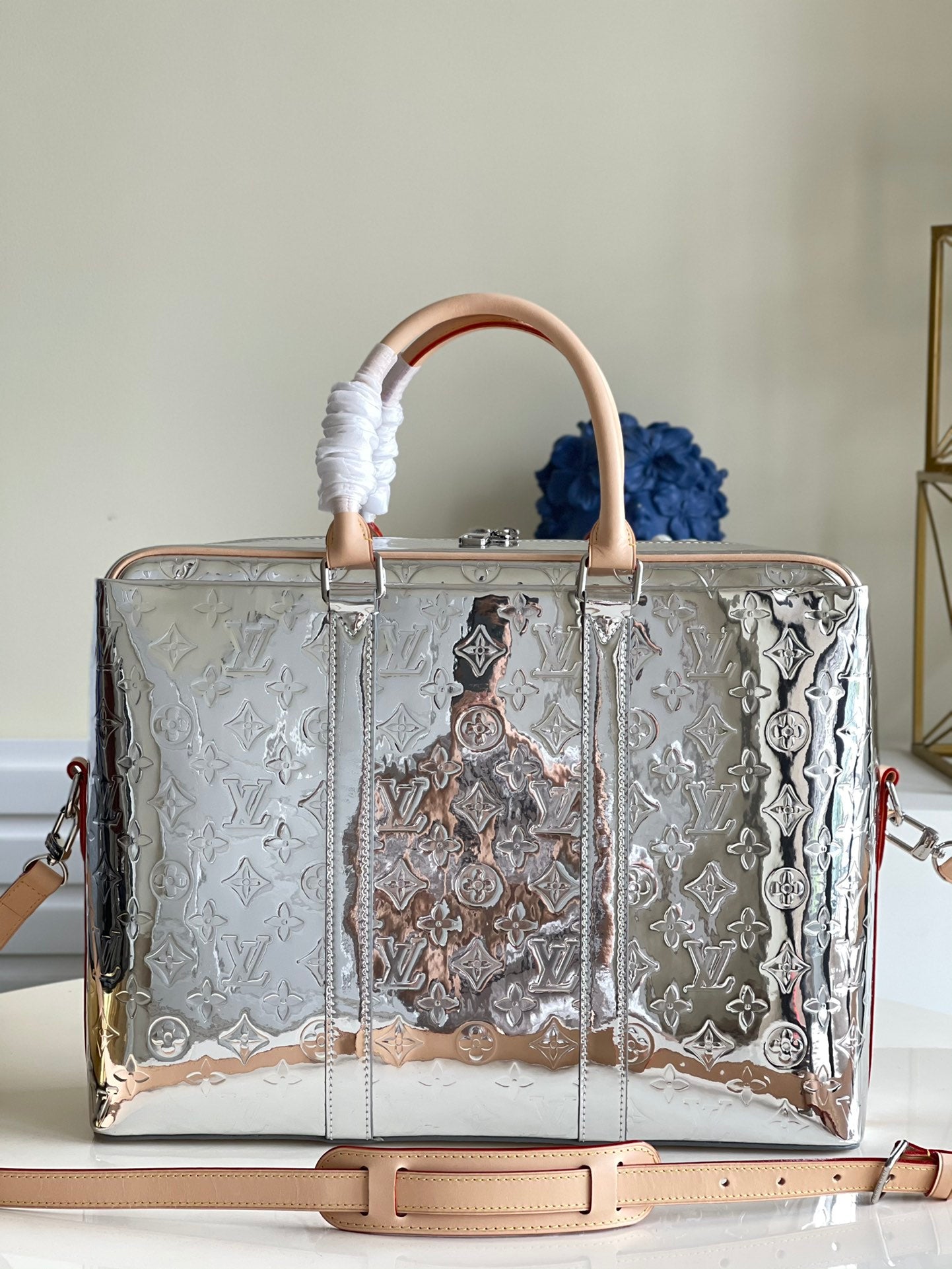 L v new Neo Porte Documents Voyage 40 x 31.5 x 10 cm