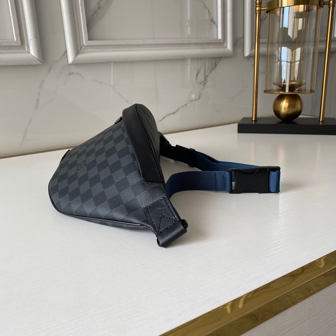 Lv new bumbag black