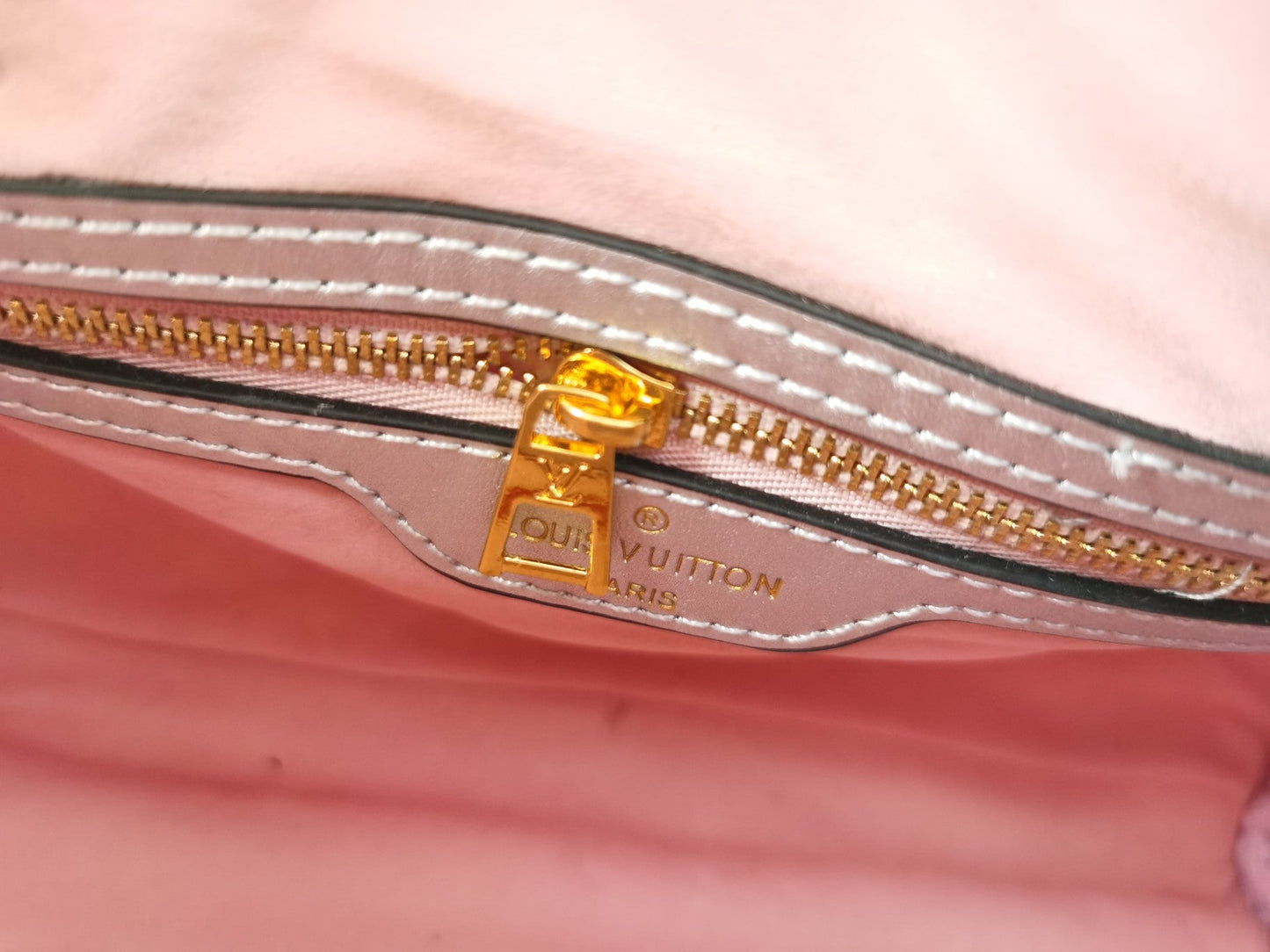 Lv silver 22.0 x 13.0 x 17.0 cm