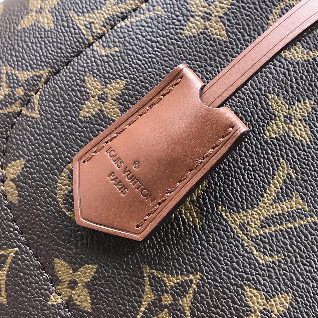 L v tote 34*24*13CM