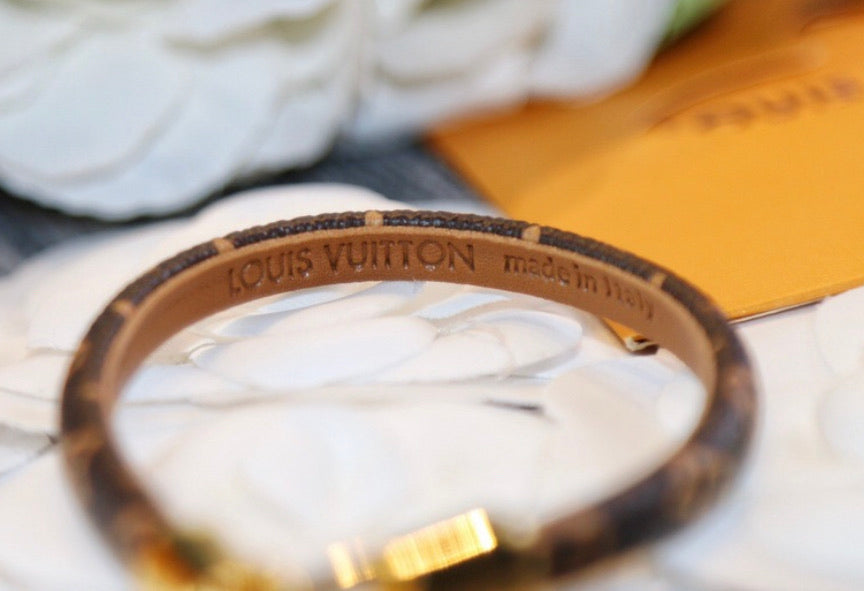 Lv bracelet