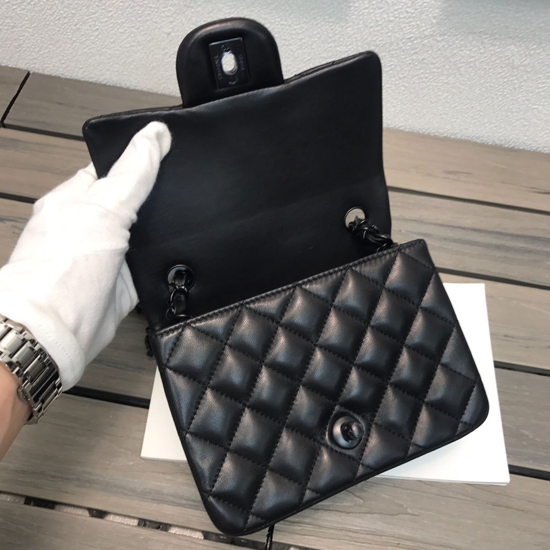 C h a n e l b/b 17cm