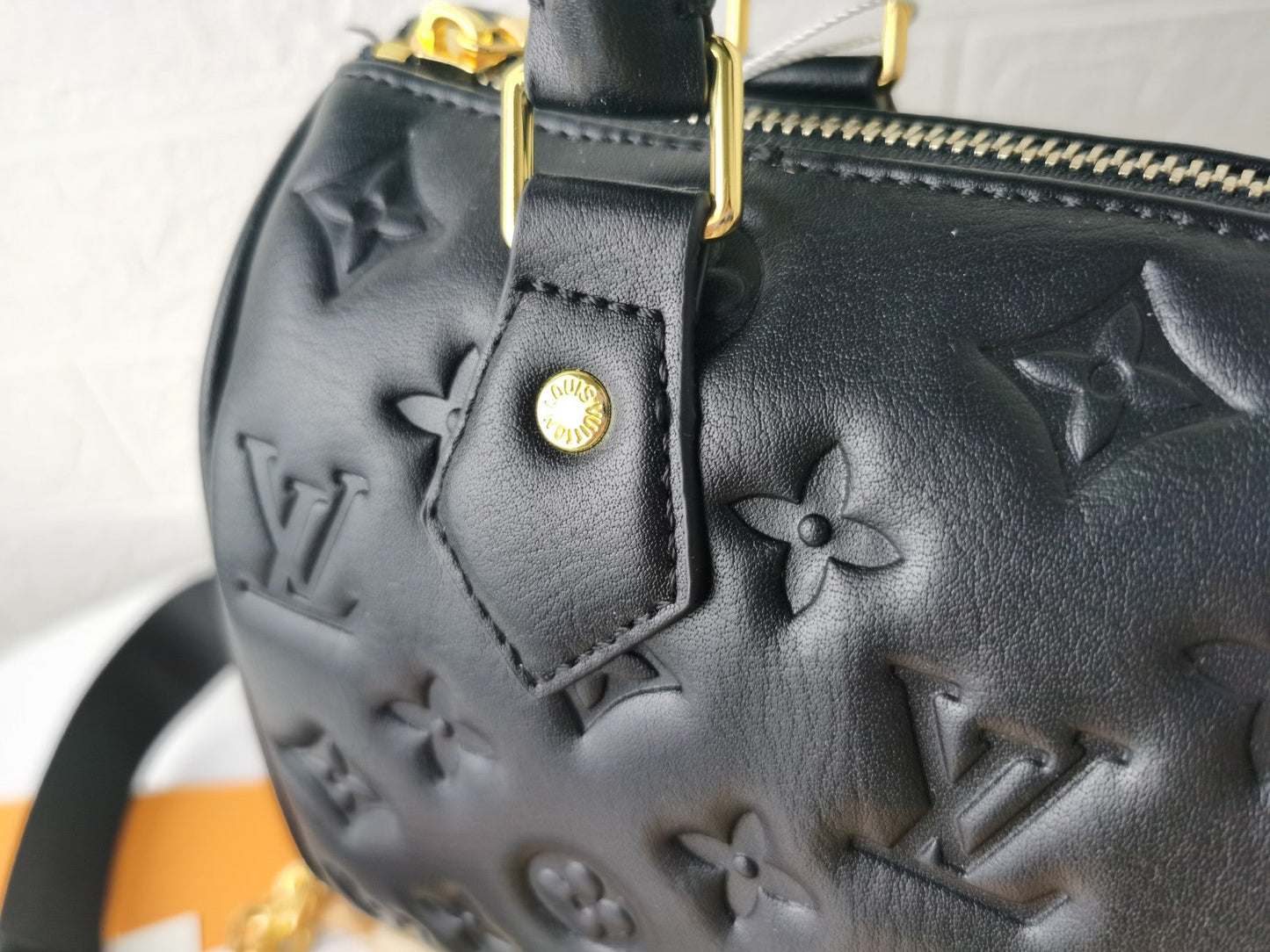 Lv new 22.0 x 13.0 x 17.0 cm