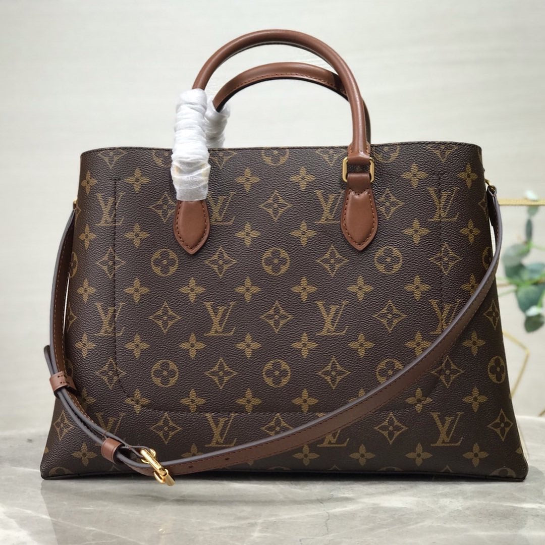 L v tote 34*24*13CM