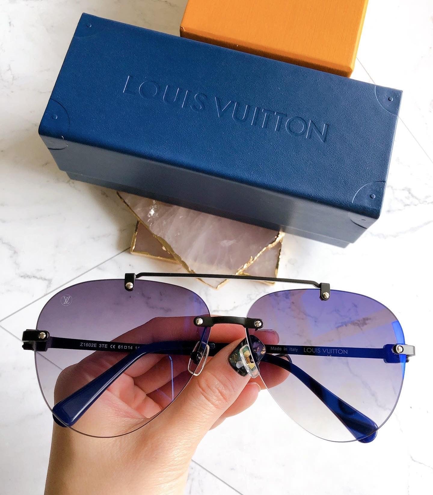 L v sunglasses