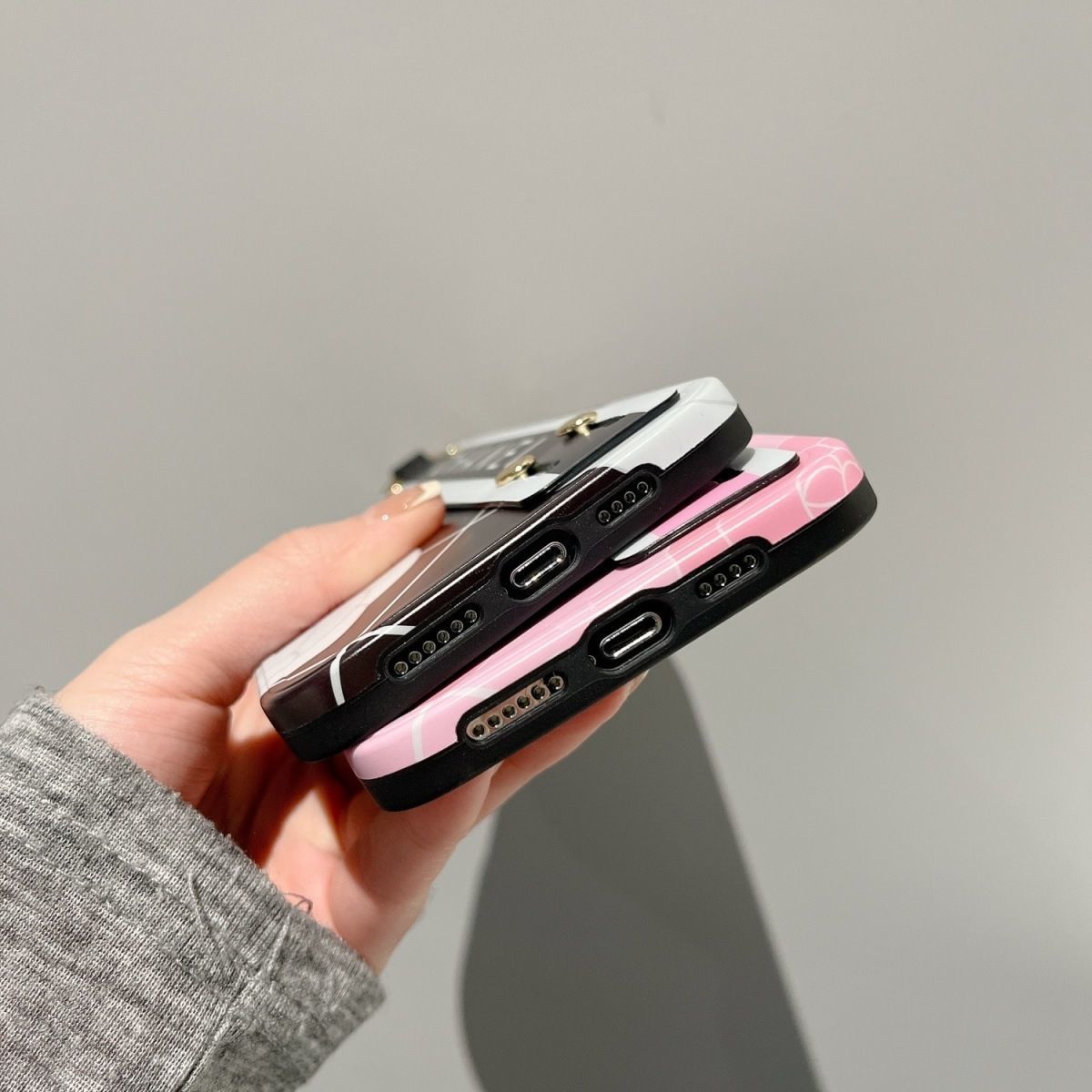 Wrist strap phone case
