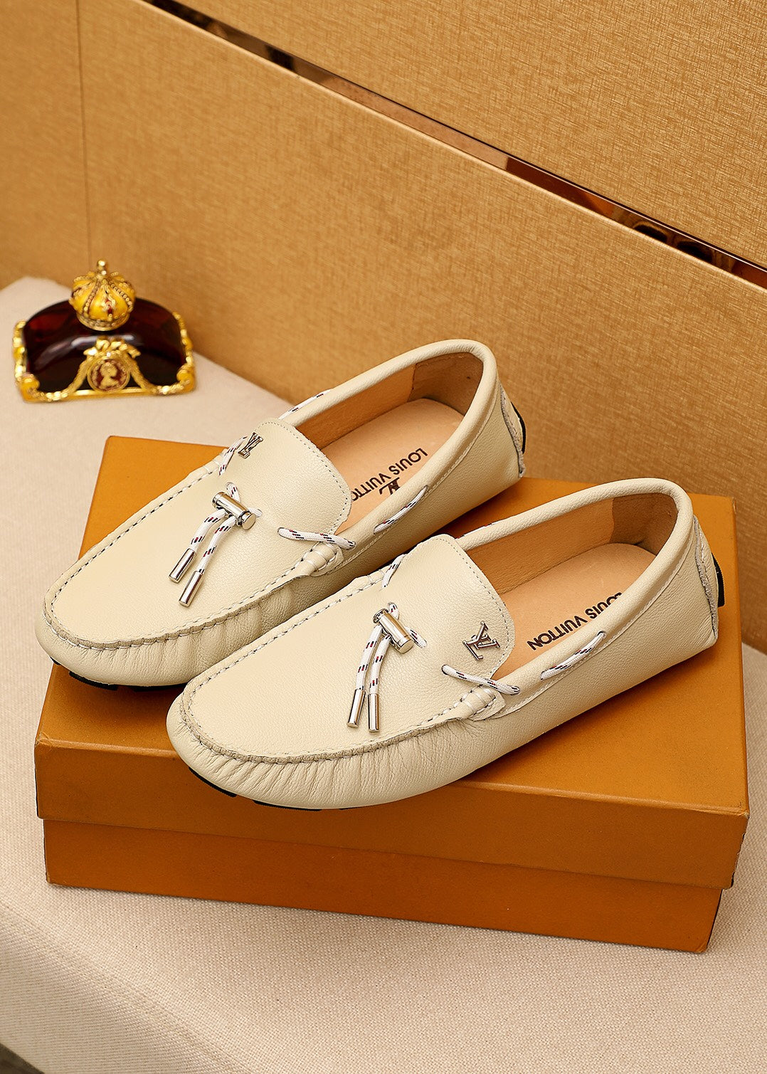 L V - Lace Driver [Creme]