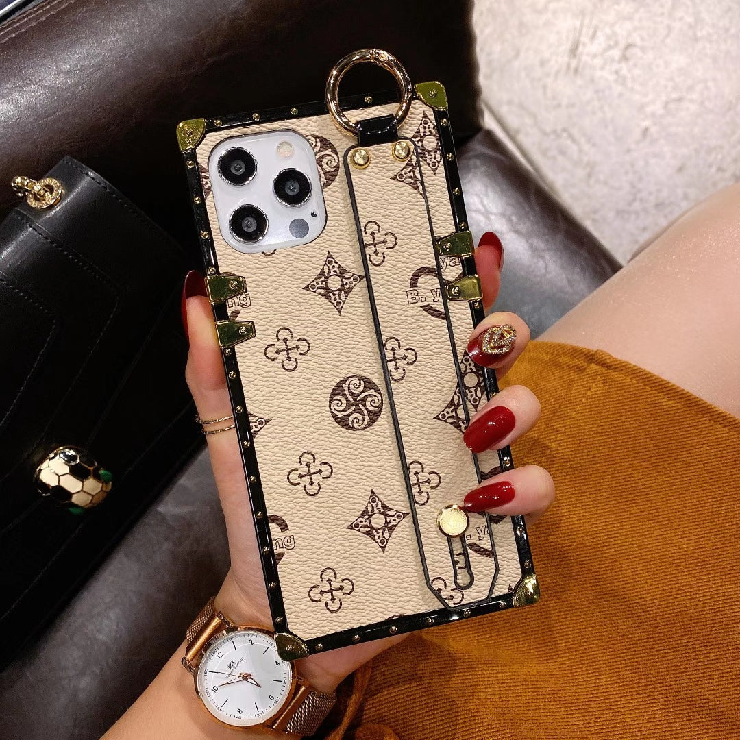 Vintage pattern wrist phone case for iphone