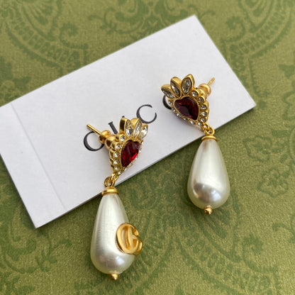 Pearl dangle earrings, red