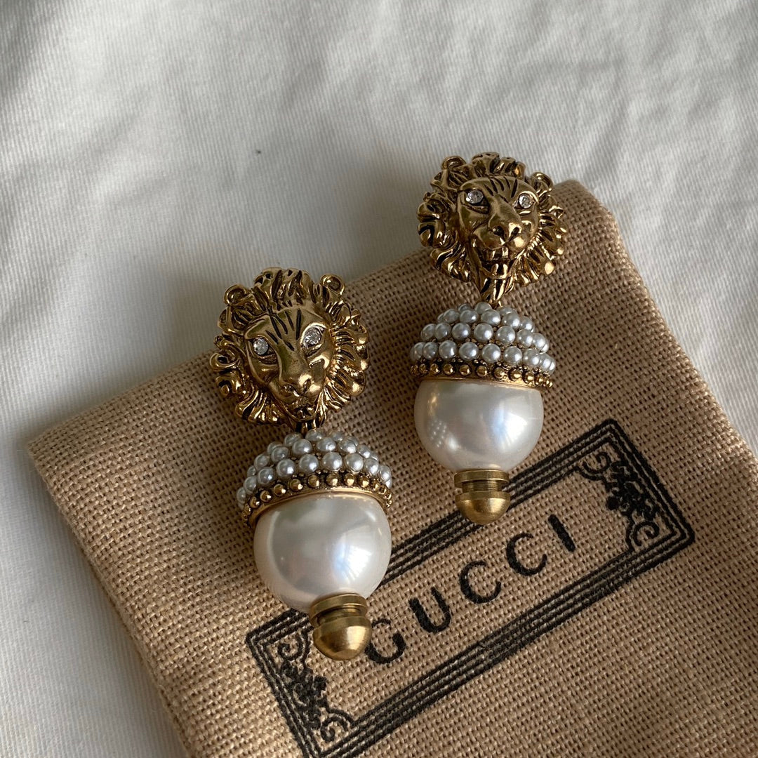 Pearl earrings