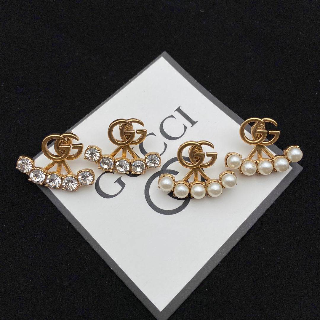 Pearl crystal earrings