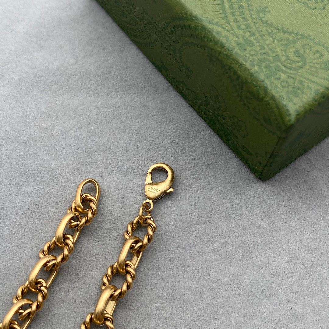 Unisex gold bracelet