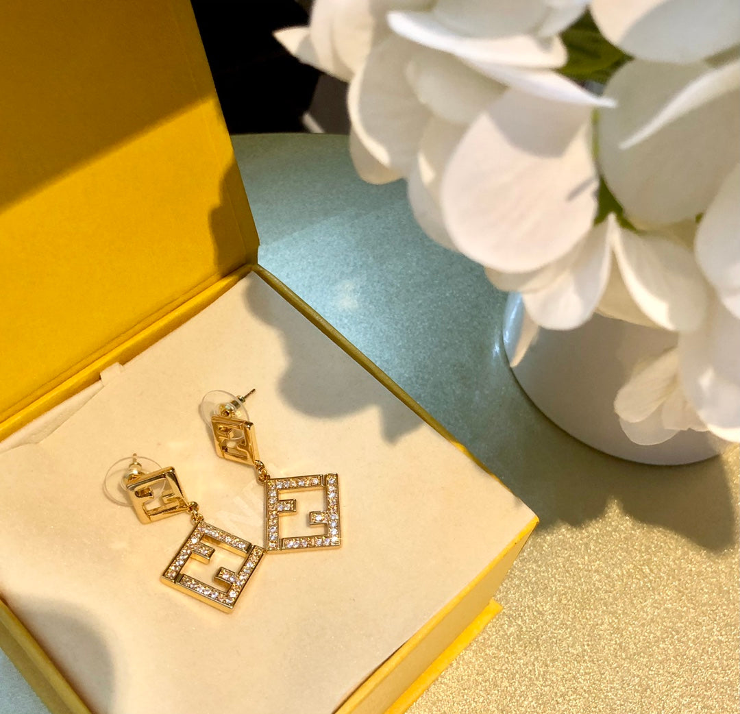 Crystal square earrings