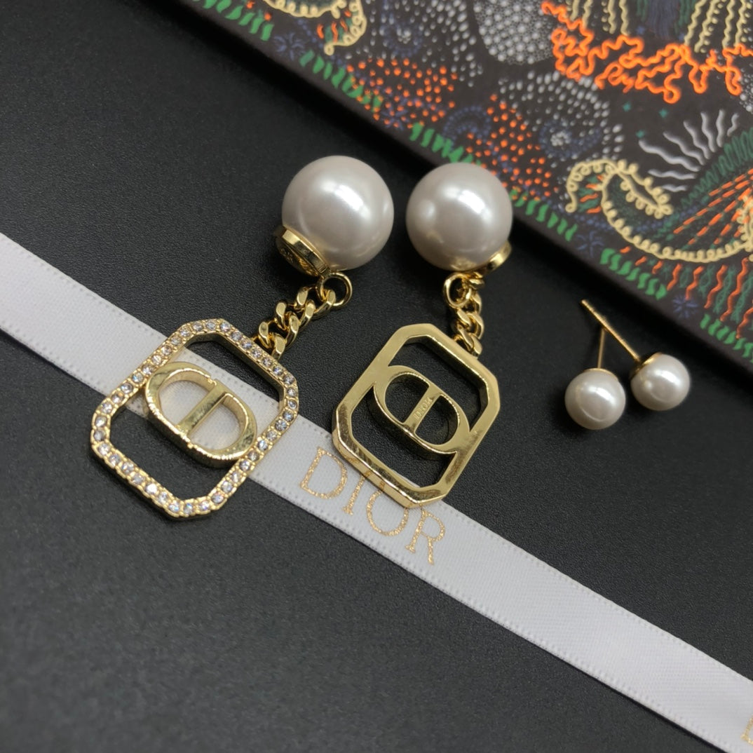 Pearl Earrings