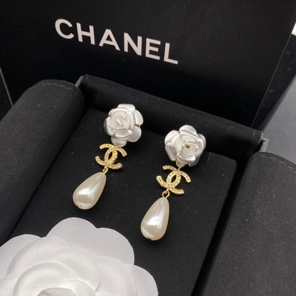 pearl flower earrings