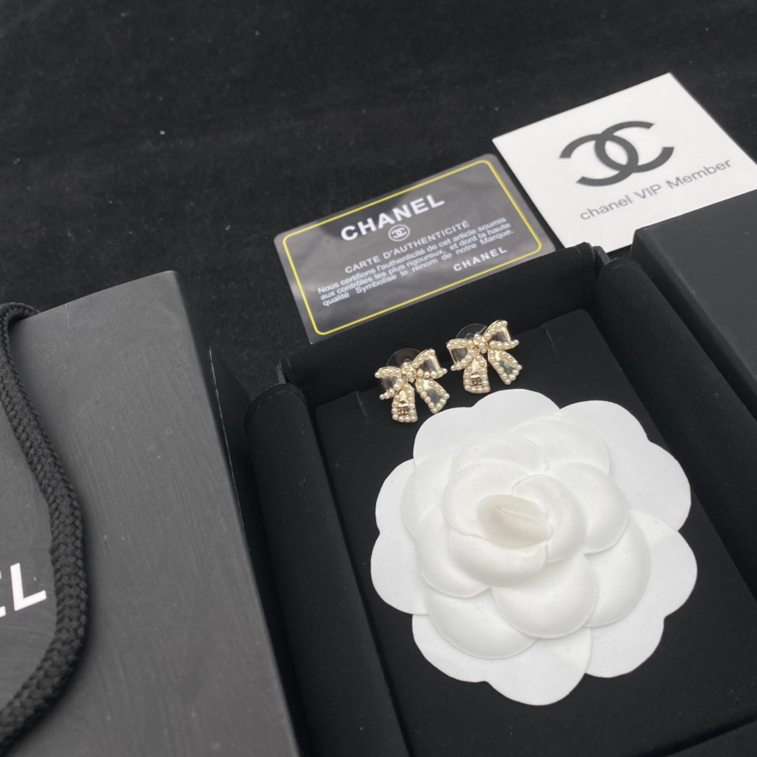 Chanel Earrings, Luxury earrings, chanel jewelry, Earrings CC