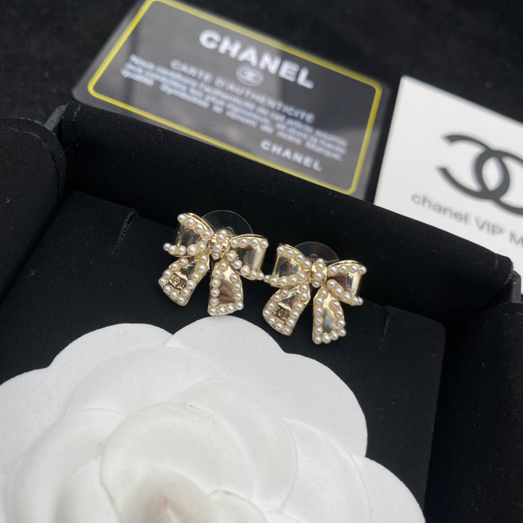 Chanel Earrings, Luxury earrings, chanel jewelry, Earrings CC