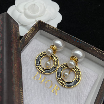 pearl delicate earrings