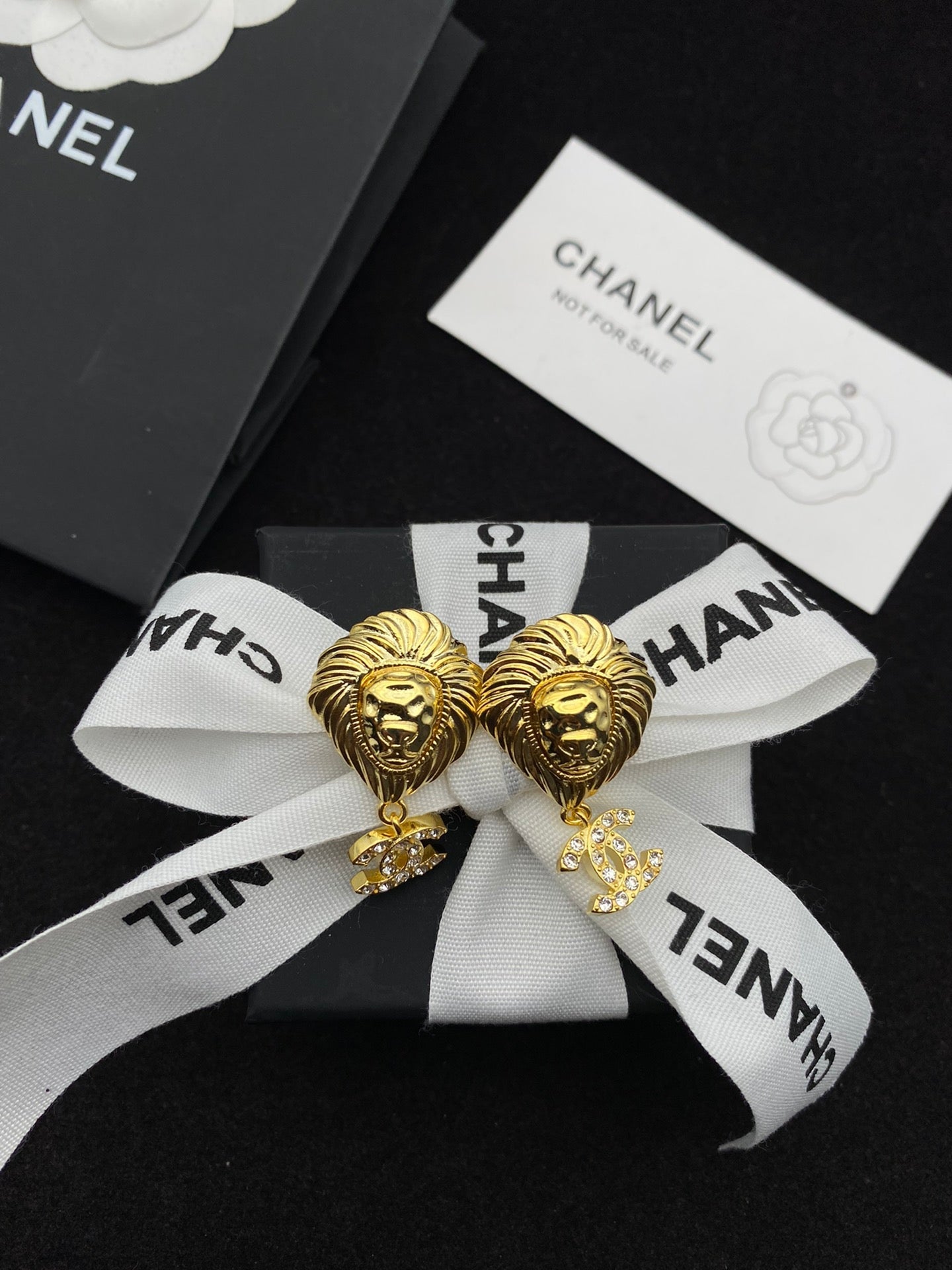 New Fashion earrings