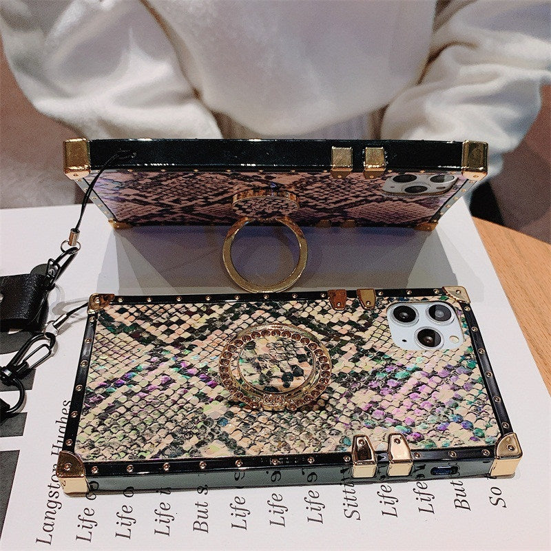 Serpentine holder hair ball  phone case