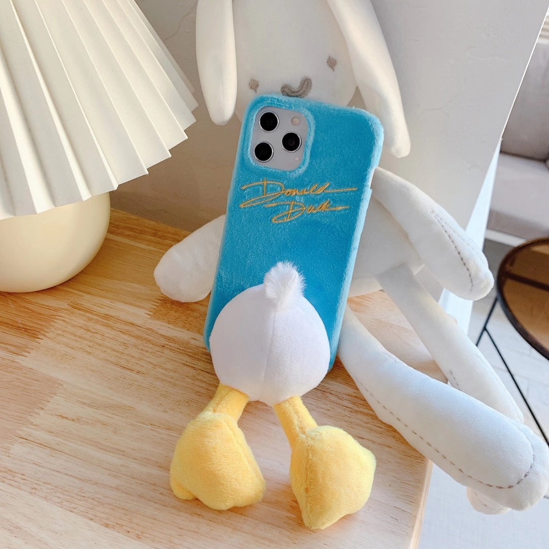 Dimensional cartoon plush phone case