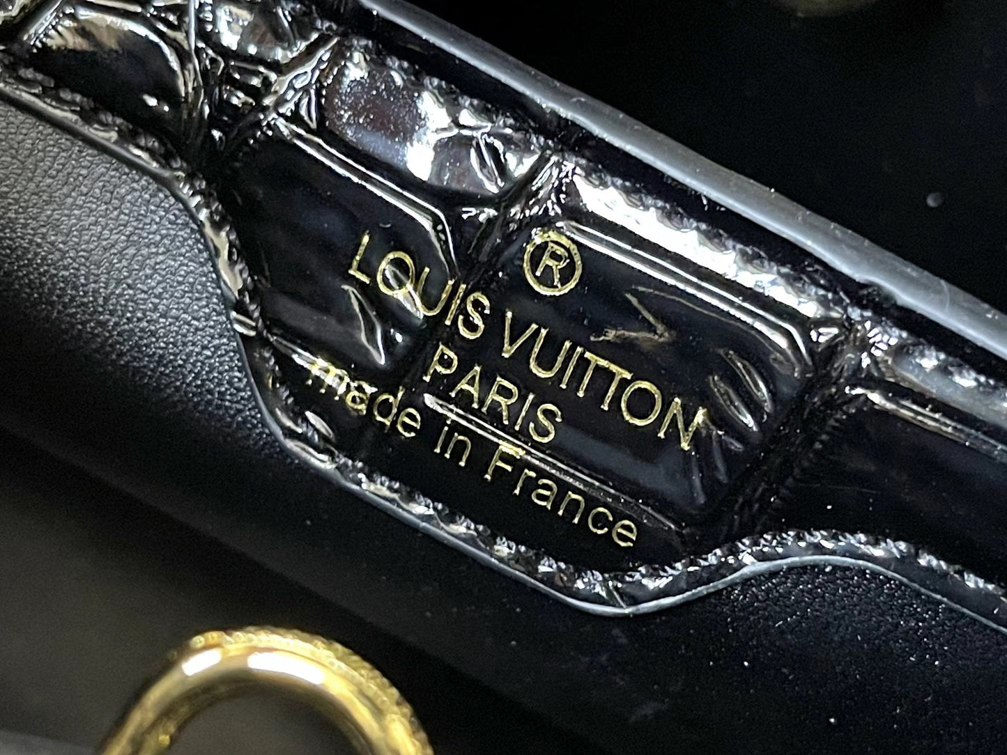 2022 Crocodile Pattern LV Handbag-2