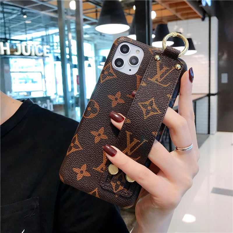Luxury wristband phone case
