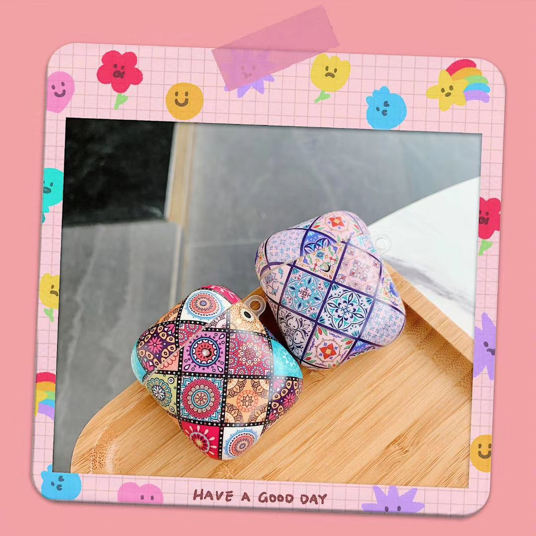 Rhombus retro pattern  Airpods case